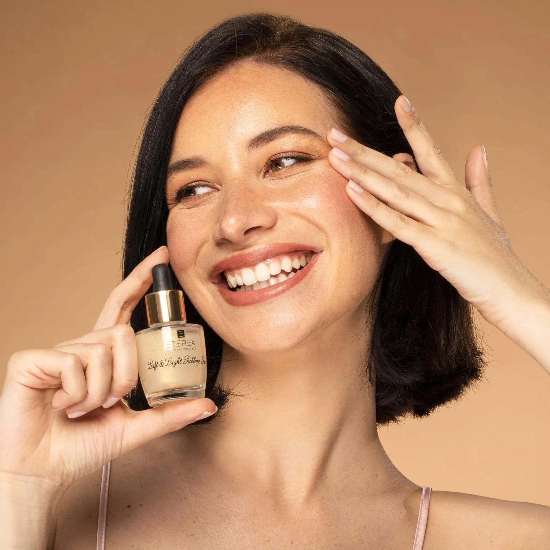 Precious Lift & Light Sublime Serum - Ryppyjä ehkäisevä kasvoseerumi, Kosteuttava kasvoseerumi, Kirkastava kasvoseerumi, Kokonaisvaikutteinen kasvoseerumi