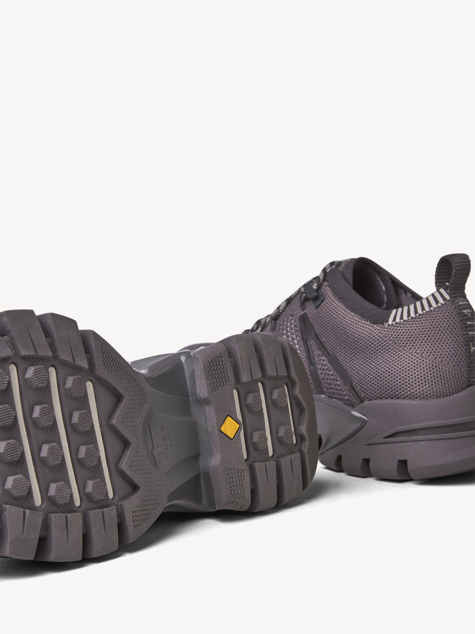 Chaussure de randonnée T-1141 - gris