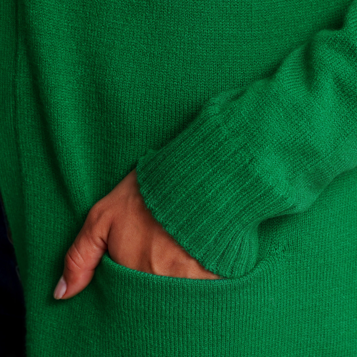 Damen Strickjacke mit zwei Einschubtaschen