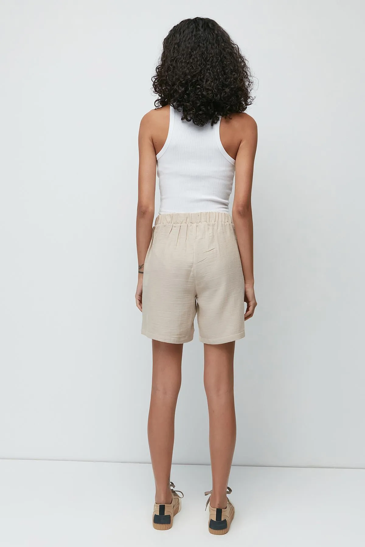 C&City  Damen-Shorts aus Bio-Baumwoll-Musselin mit Seitentaschen 744 Hellbeige