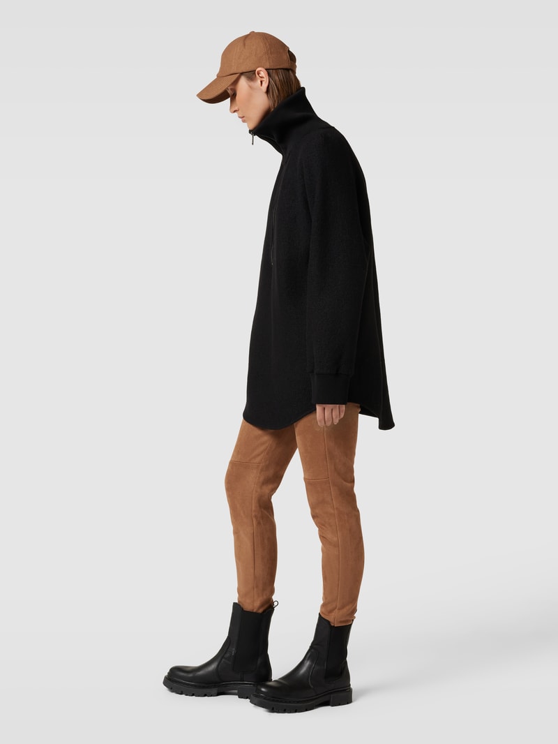 Oversized Strickpullover mit Stehkragen in black