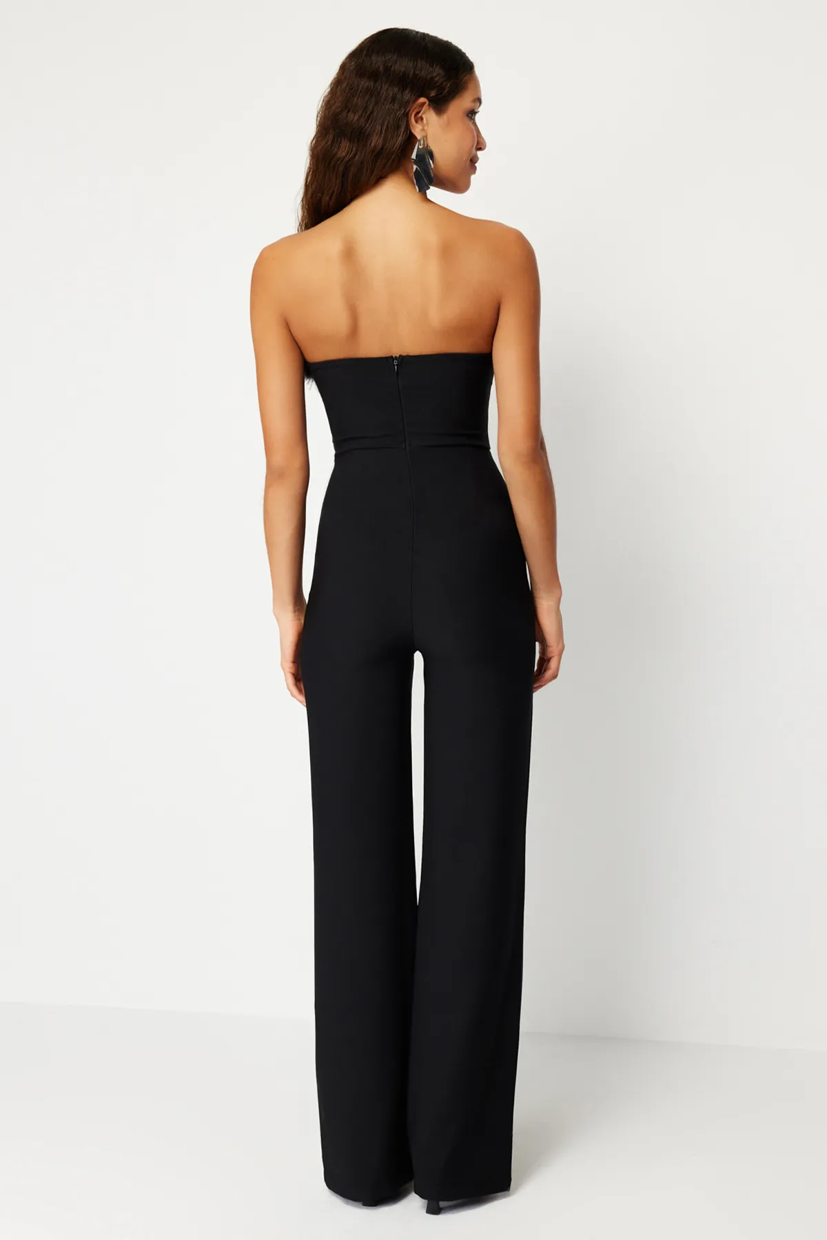 Trendyol Collection  Schwarzer gewebter Otrish-Overall mit weitem Bein TPRSS24TU00006