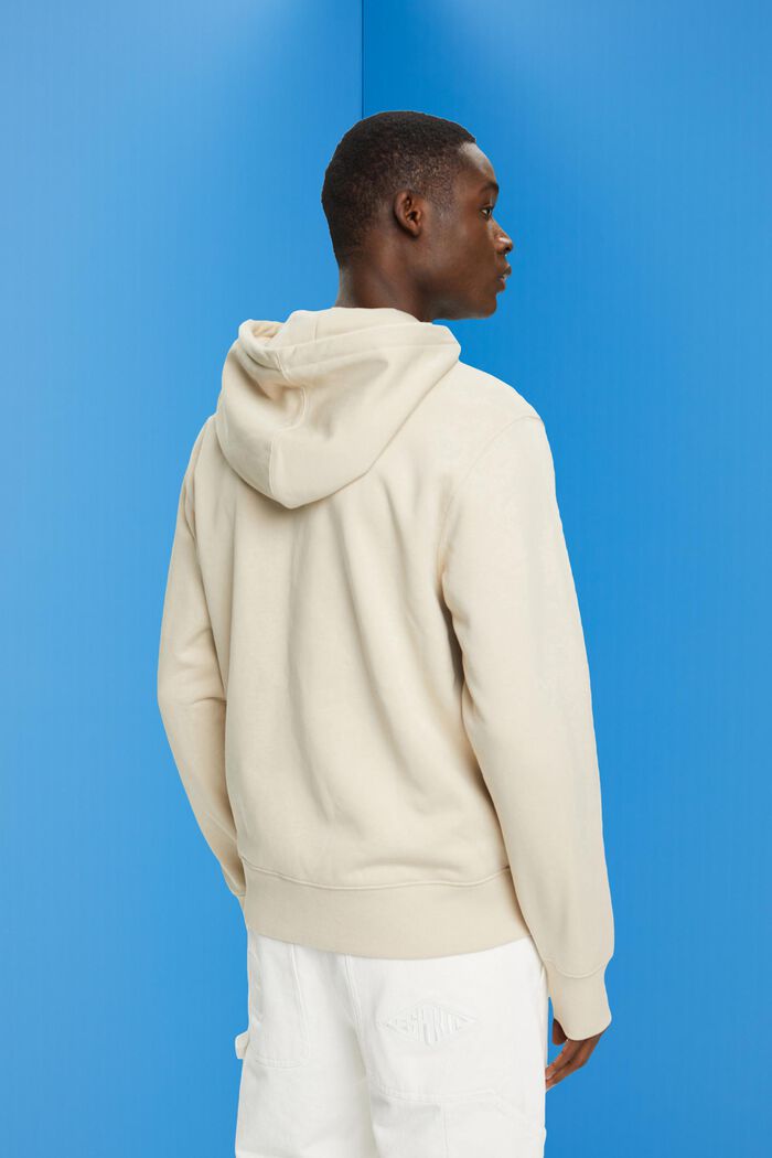 Sweatjacke mit Kapuze