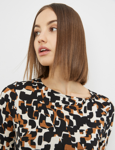 Kleid Gewirke