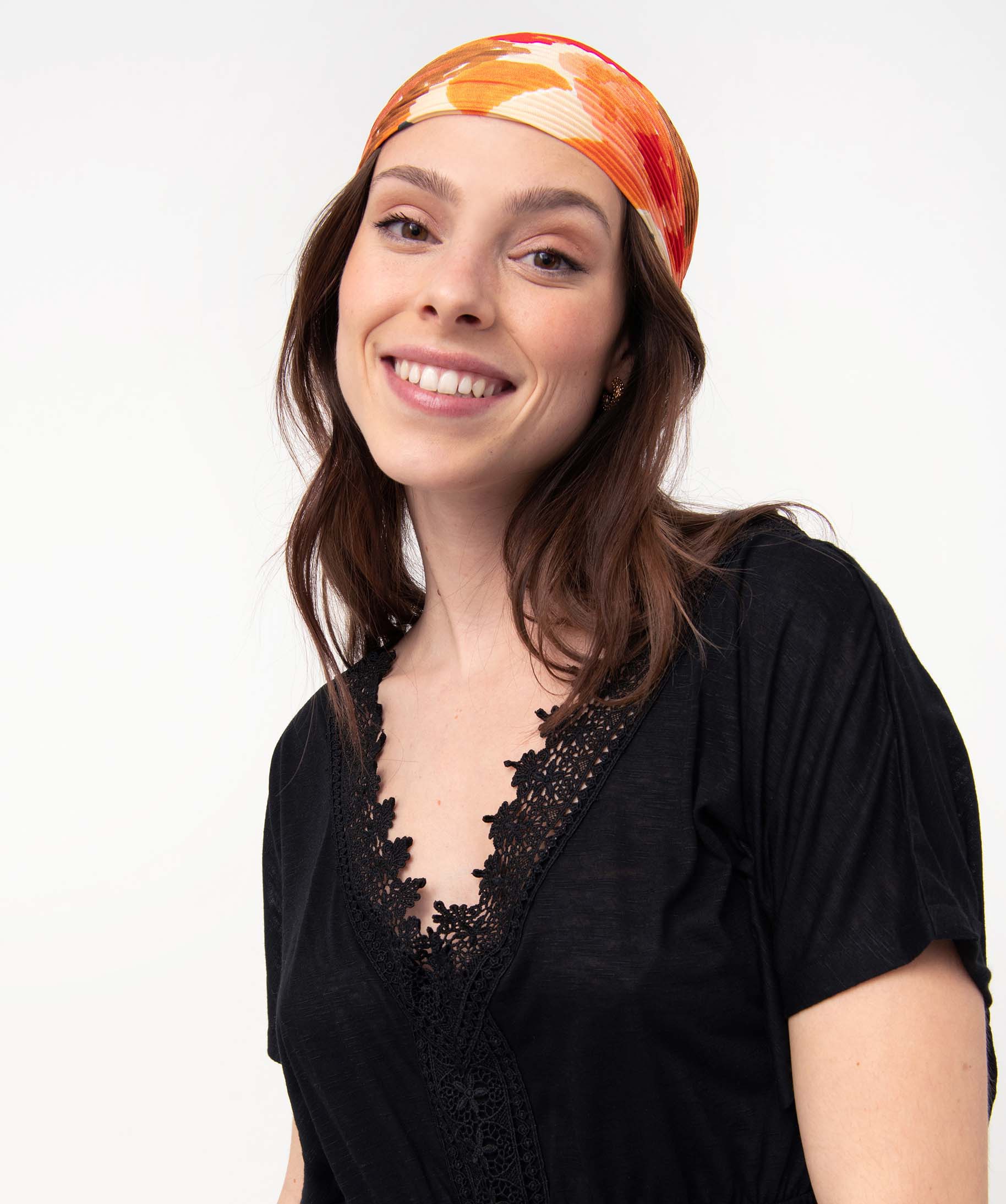 Robe de plage femme avec col en dentelle noir | GEMO