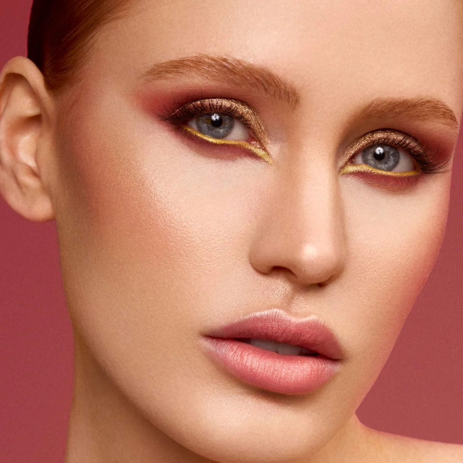 PRIVATE DREAM paleta za lice - Paleta za lice, kompaktno rumenilo, bronzer, konturiranje lica
