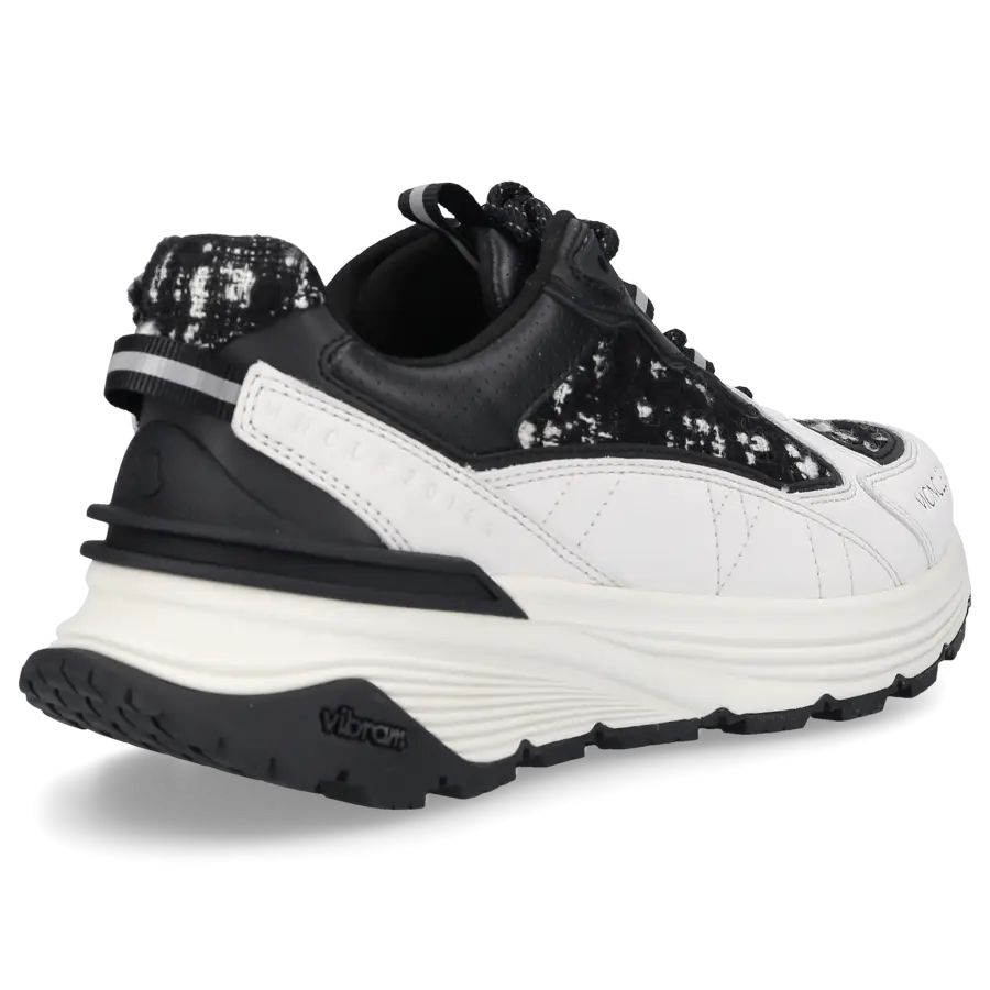 Moncler - Sneaker low LITE RUNNER Kalbsleder - schwarz