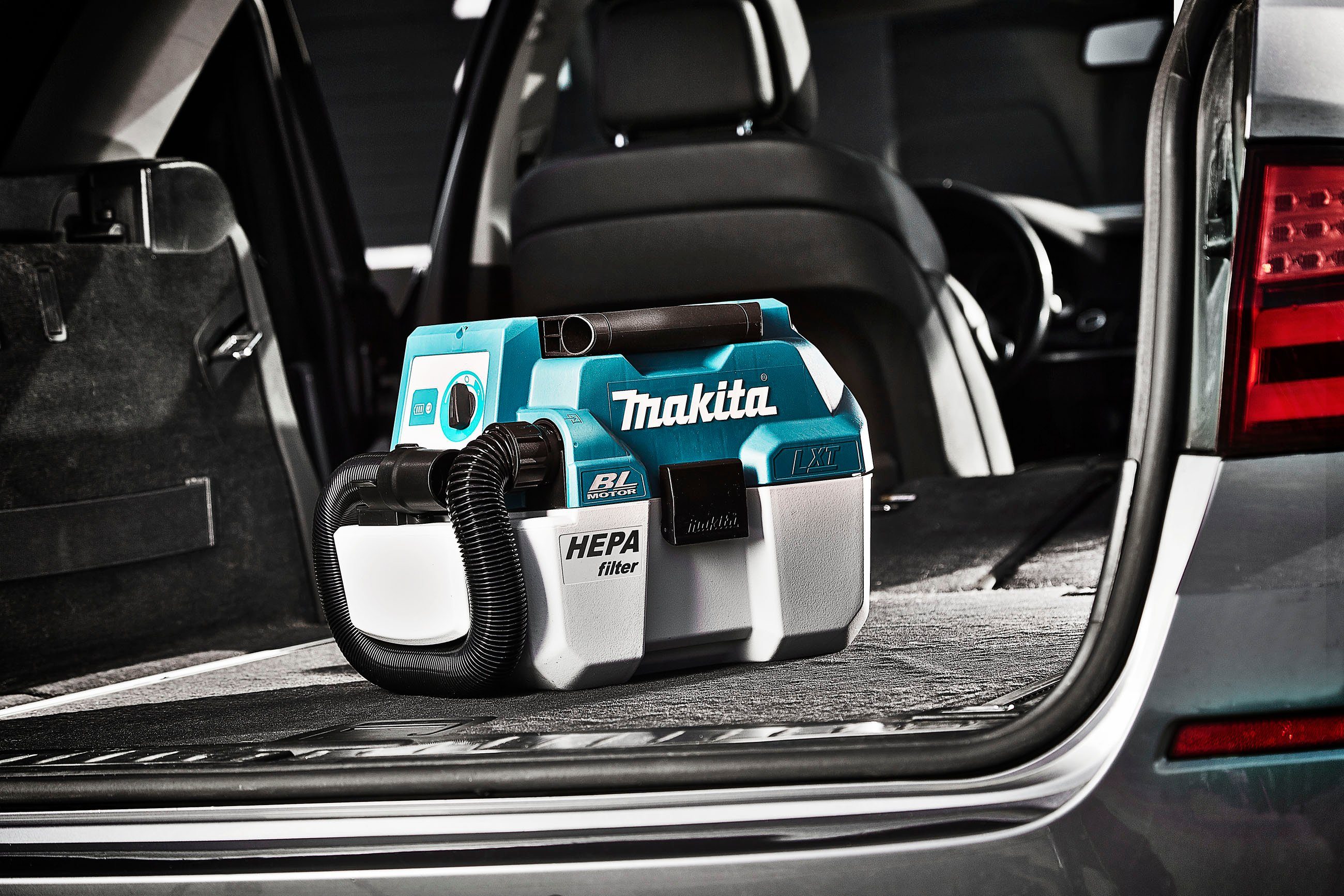 Makita Nass-Trocken-Akkusauger DVC750LZX3, ohne Akku und Ladegerät