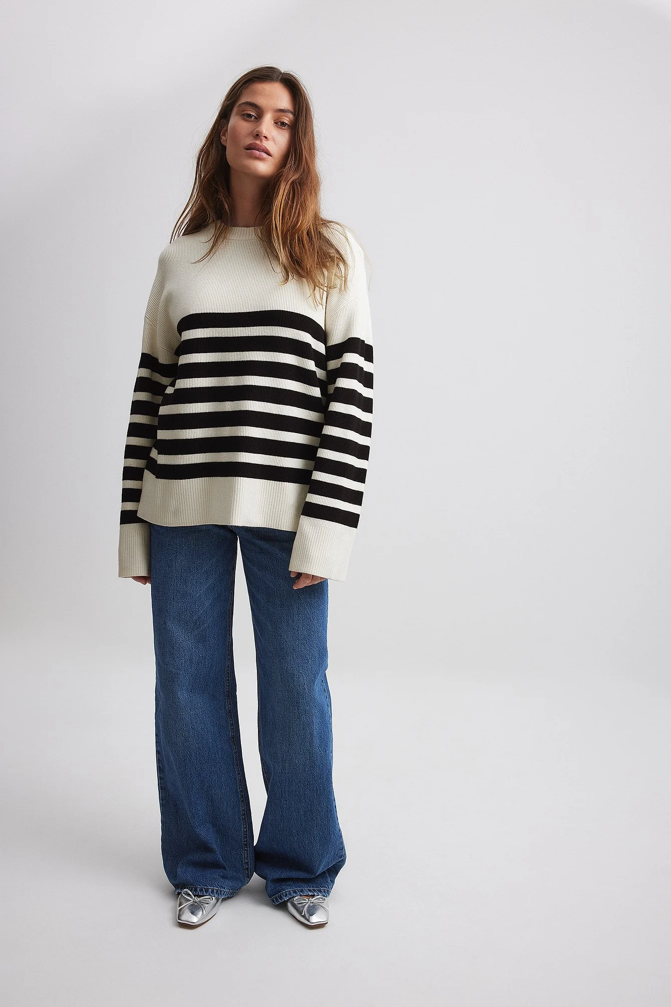 Gestreifter Pullover mit Rundhalsausschnitt