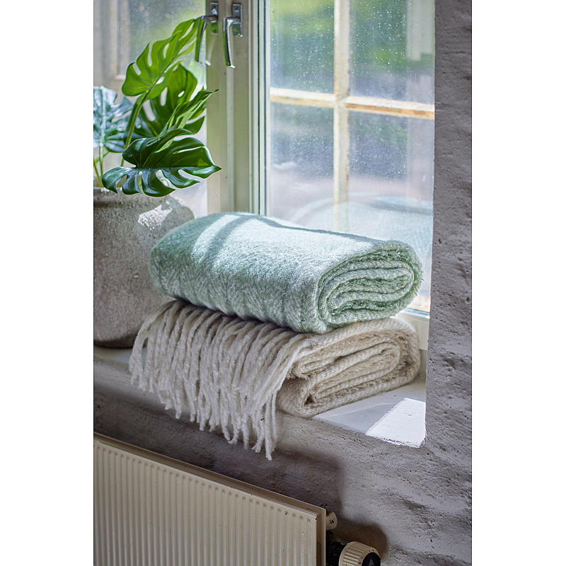 Home Pledd 130x160 cm m/frynser grønn fiskeben