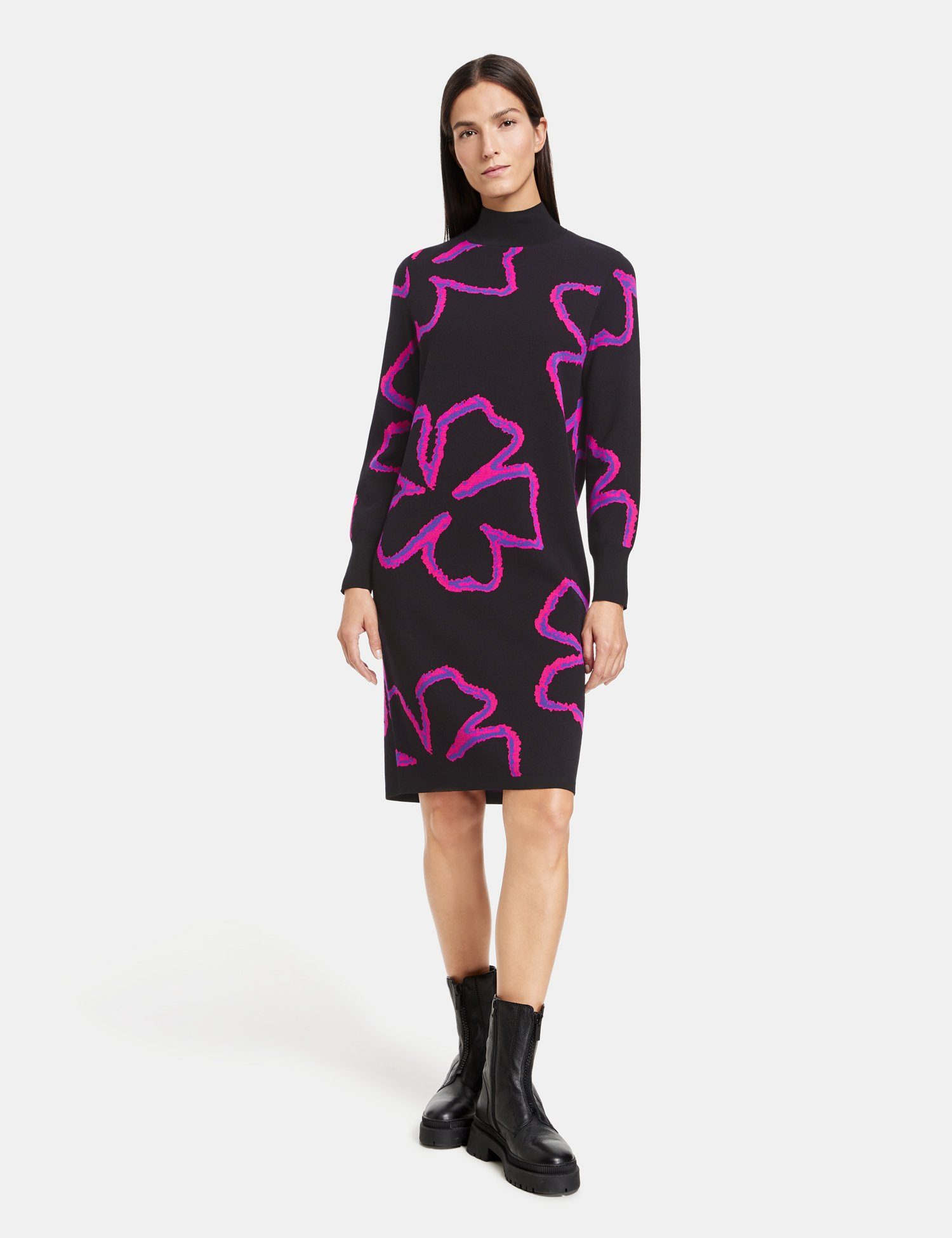 GERRY WEBER Strickkleid Kleid mit Jaquard-Muster und Stehkragen