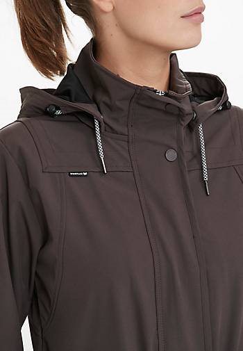 Whistler Softshelljacke ISOBEL mit komfortablem Langschnitt