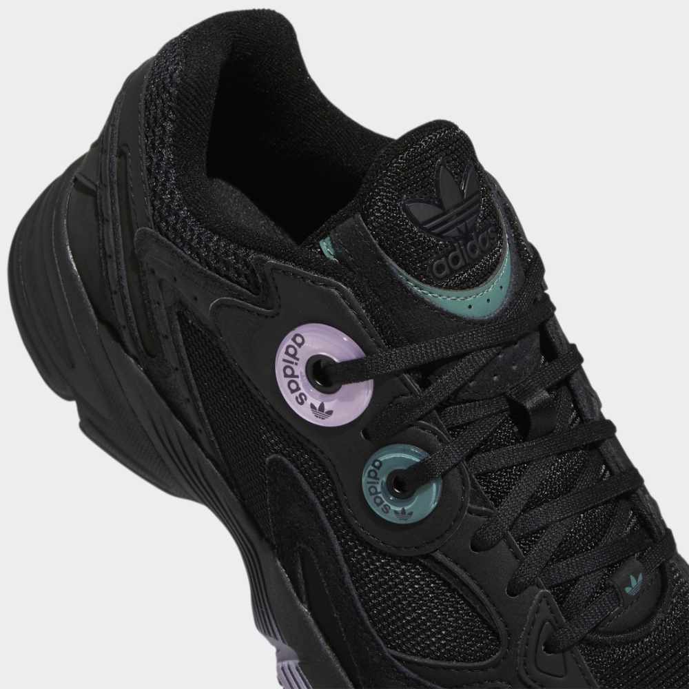 adidas Astir GW5370 / schwarz