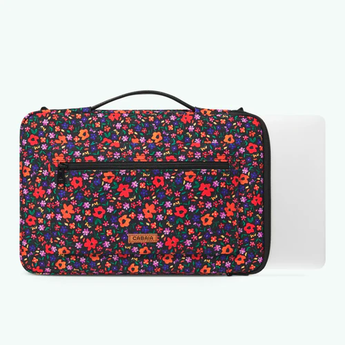 Farewell Square 13/14 inch black laptop sleeve