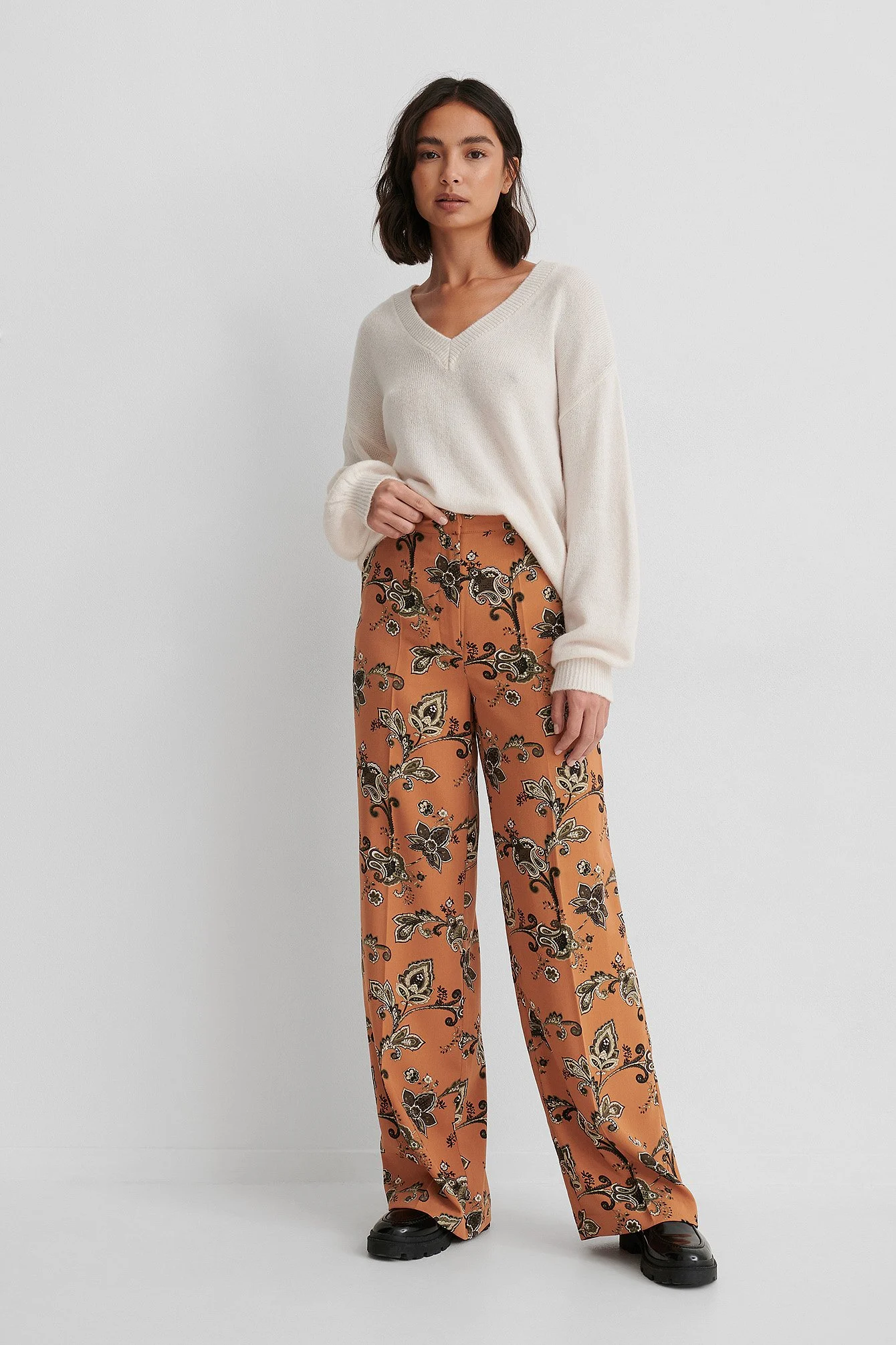 Recycelte Anzughose mit hoher Taille