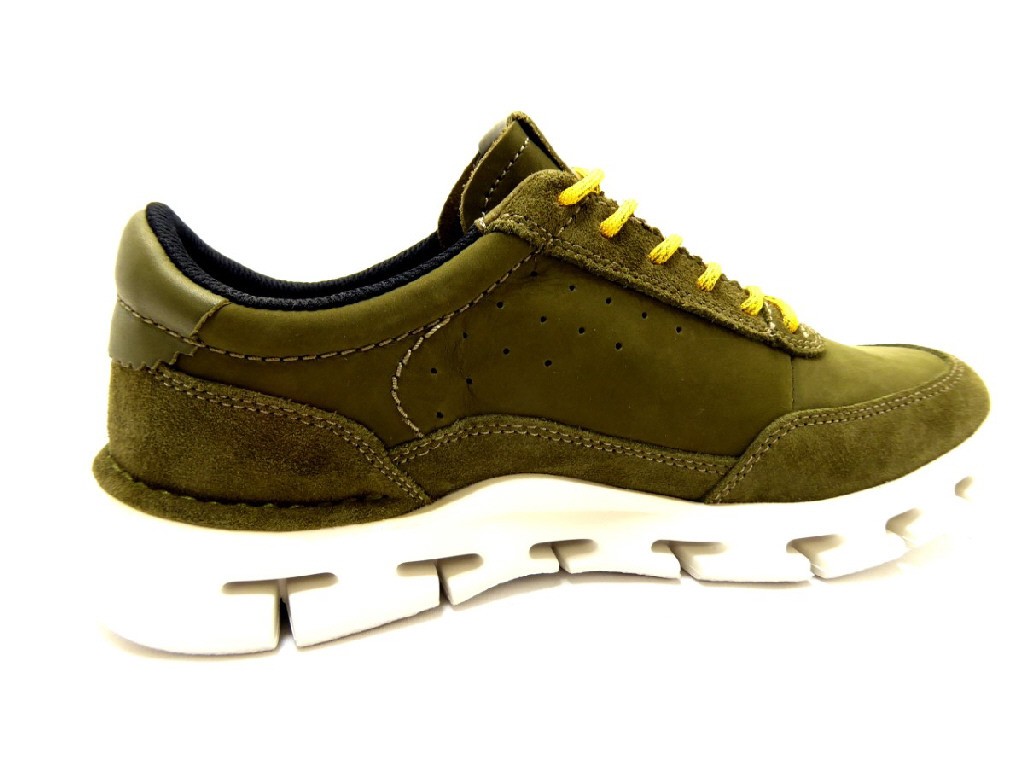 CLARKS Freizeit Schnürer khaki