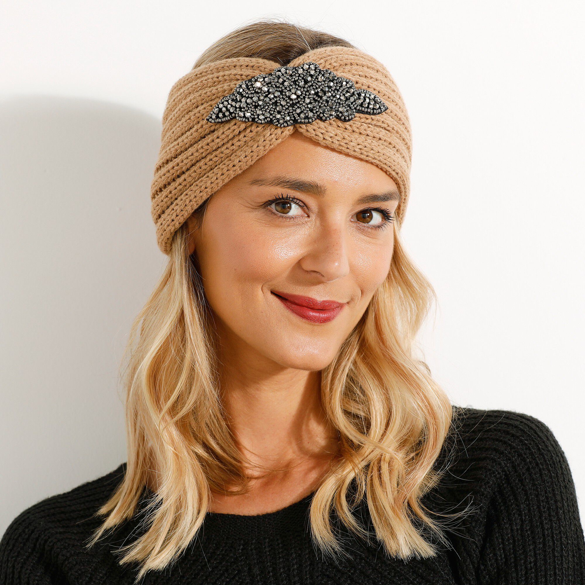 Headband en maille avec bijou