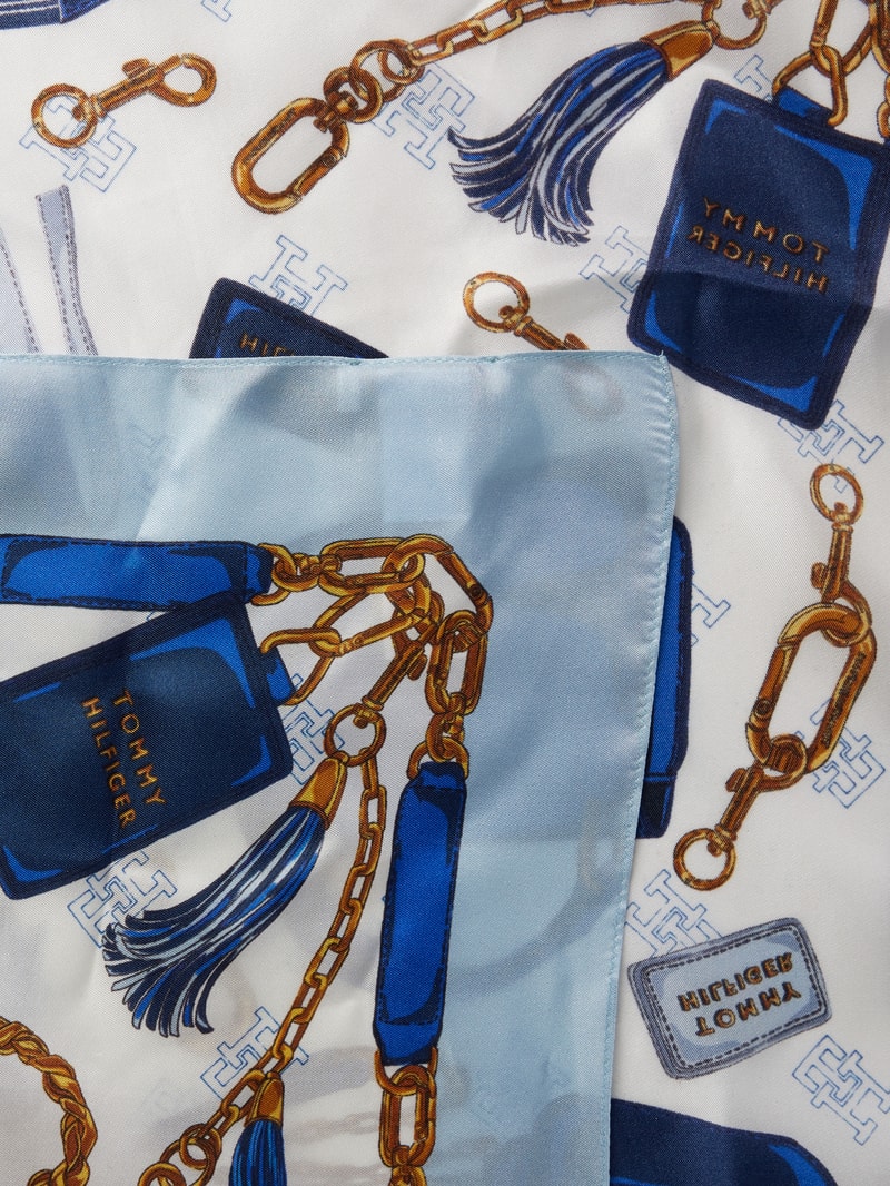 Tuch mit Label-Print in hellblau