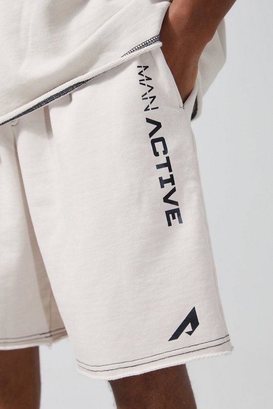 Active Shorts mit Acid-Waschung