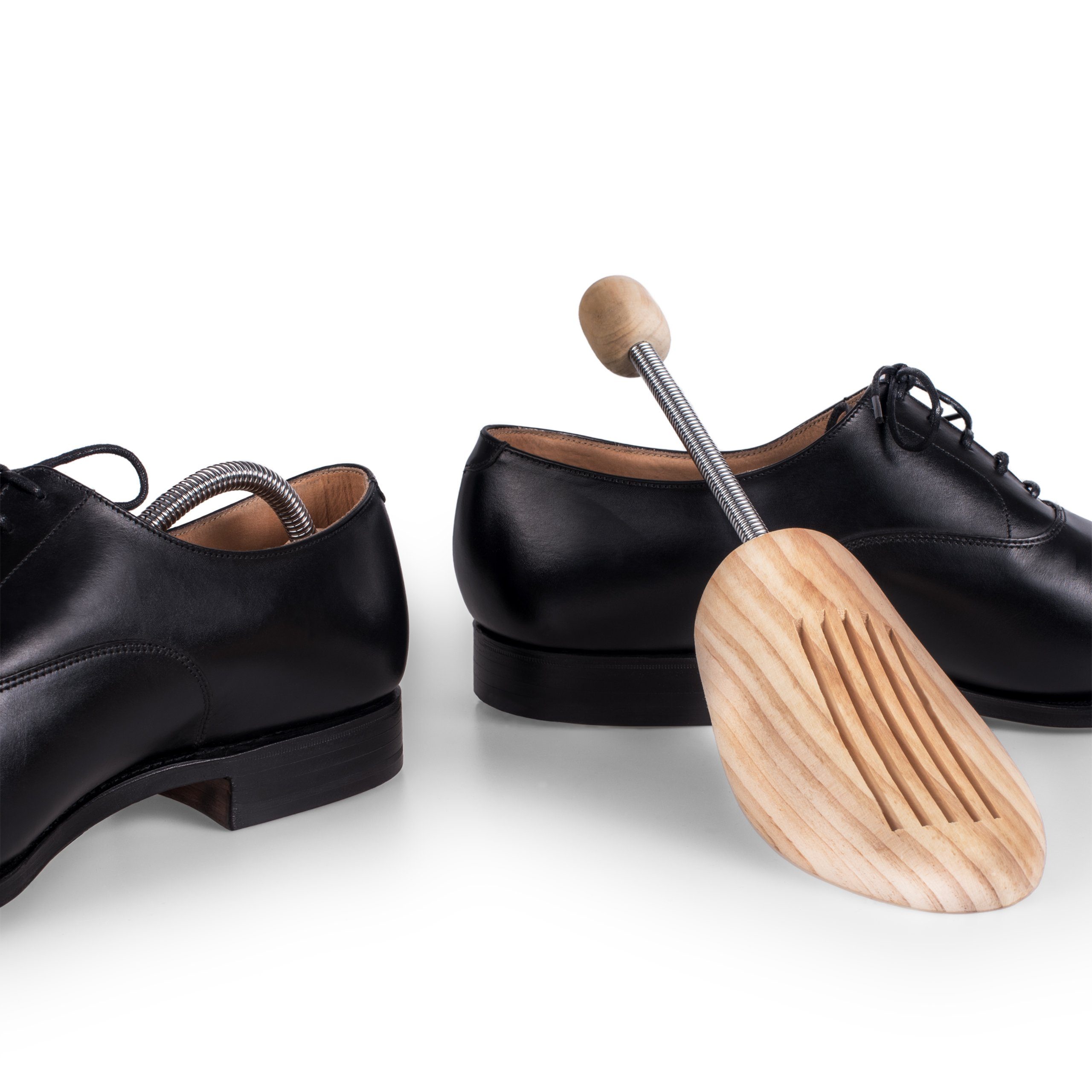 Blumtal Schuhspanner Schuhdehner für Damen und Herren aus Echt-Holz (1-tlg., 1 Paar, 2 Paar, 5 Paar), atmungsaktiv aus echtem Kiefernholz, in verschiedene Größen