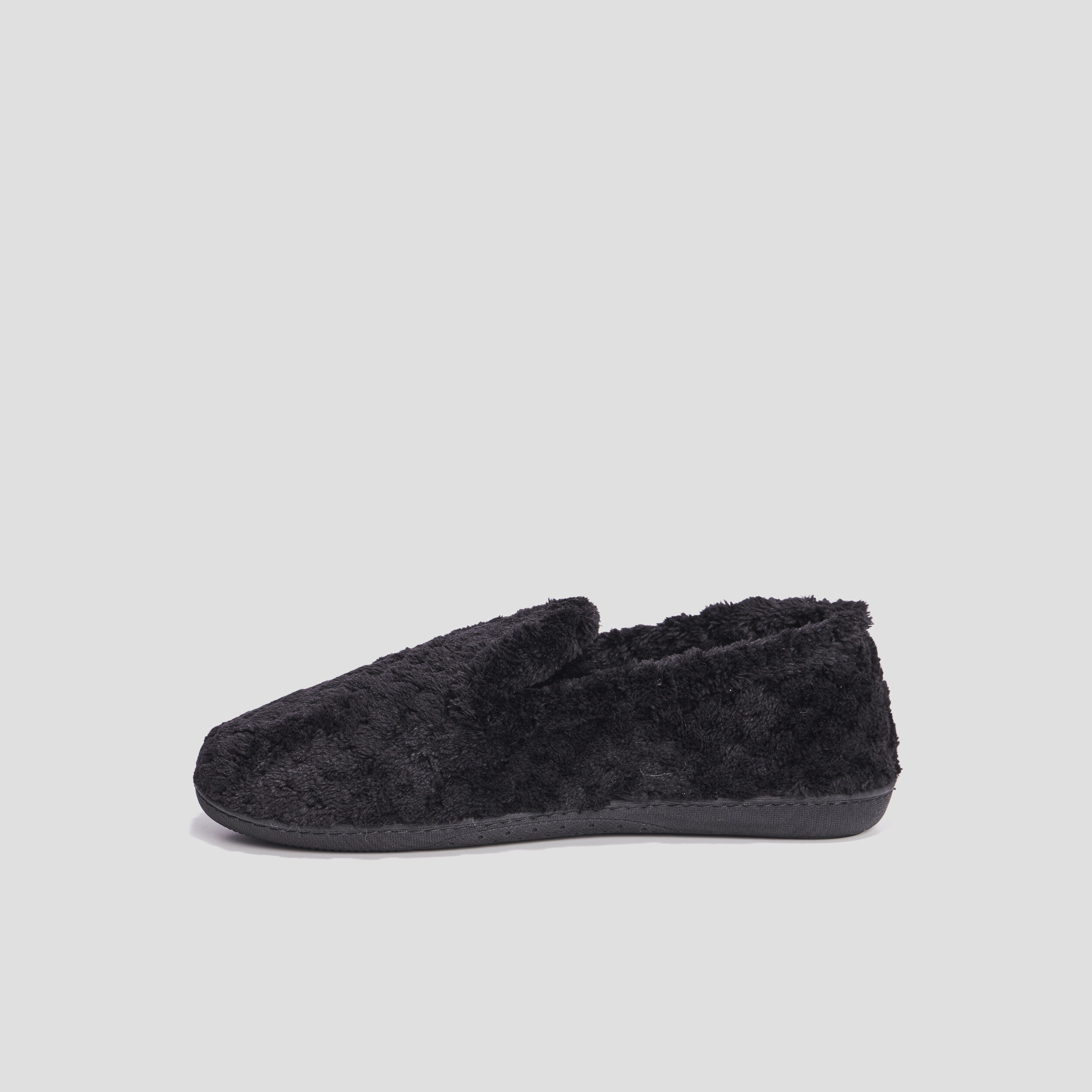 Chaussons charentaises fourrure Isotoner noir femme | La Halle