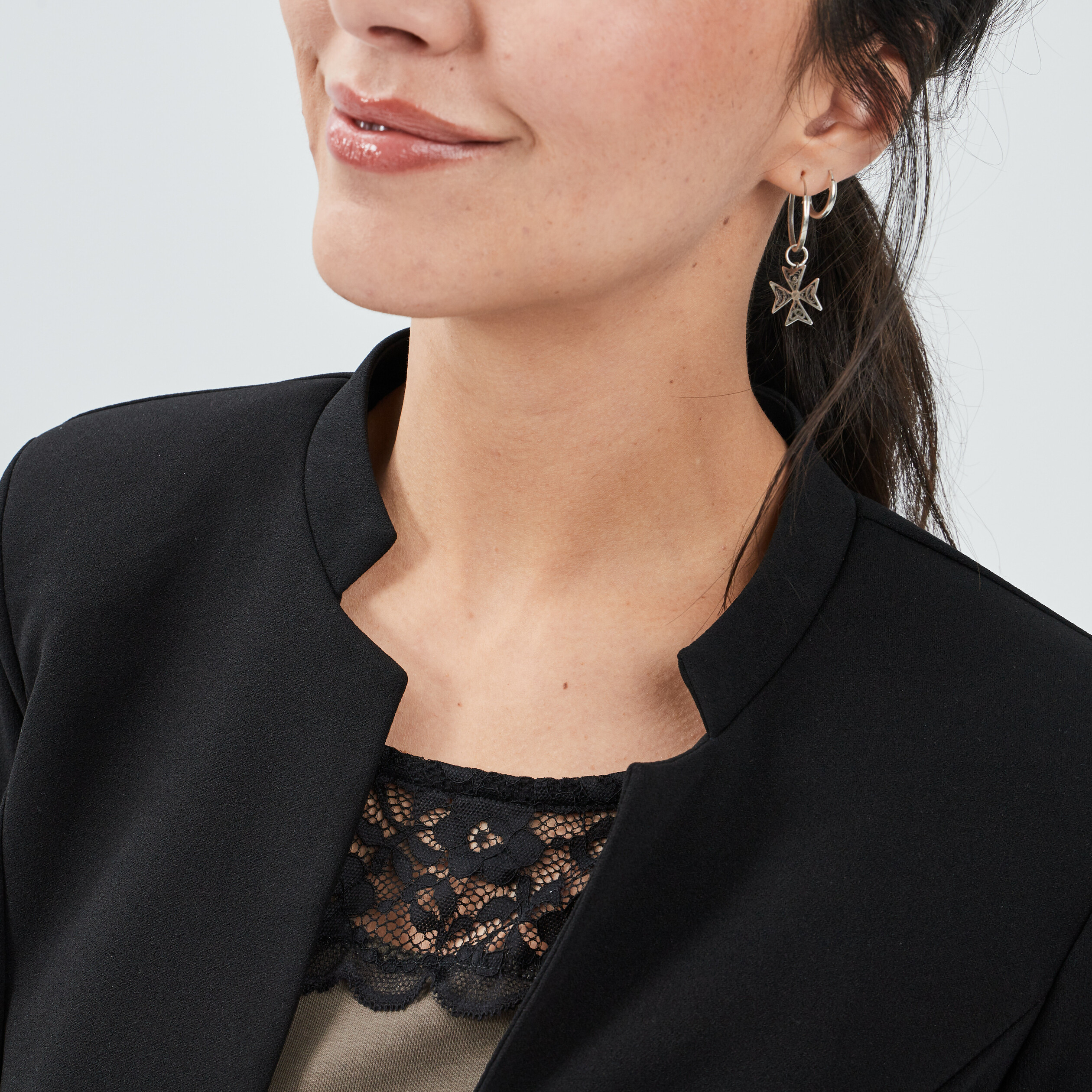 Veste droite cropped manches longues noir femme | La Halle