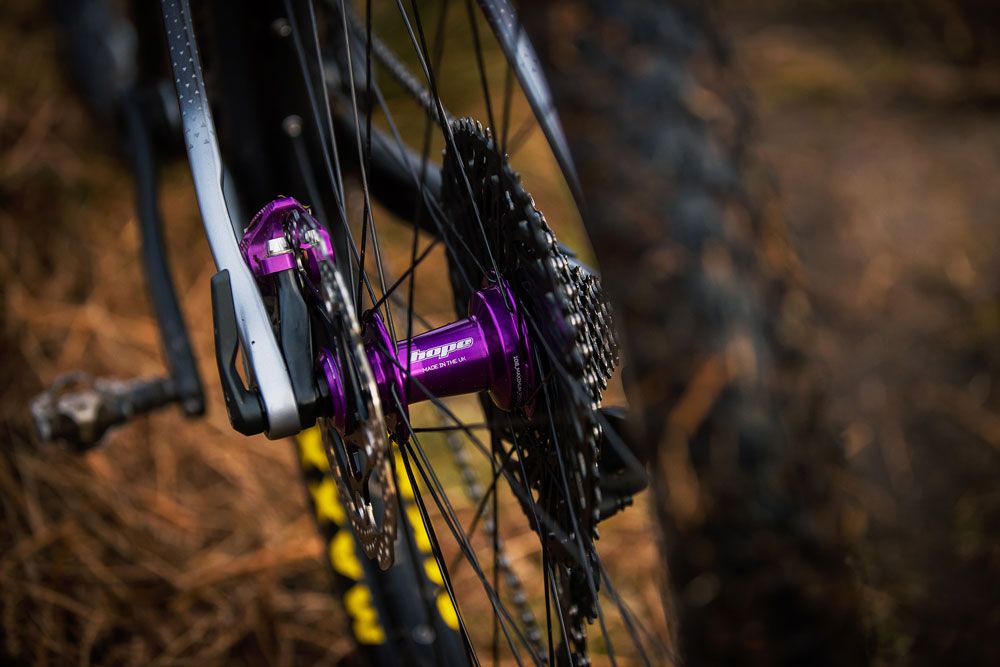 Hope Fortus 30 Pro 5 Disc 6-Loch 29
