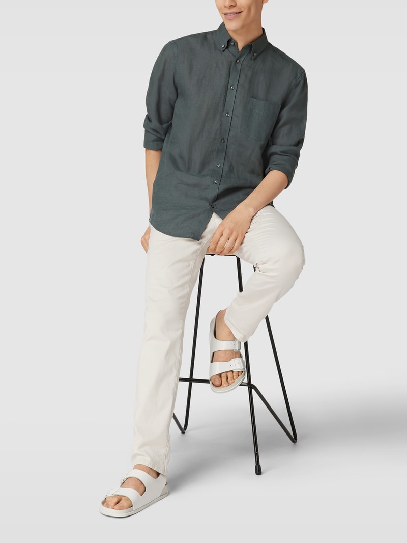 Freizeithemd mit Button-Down-Kragen in stein