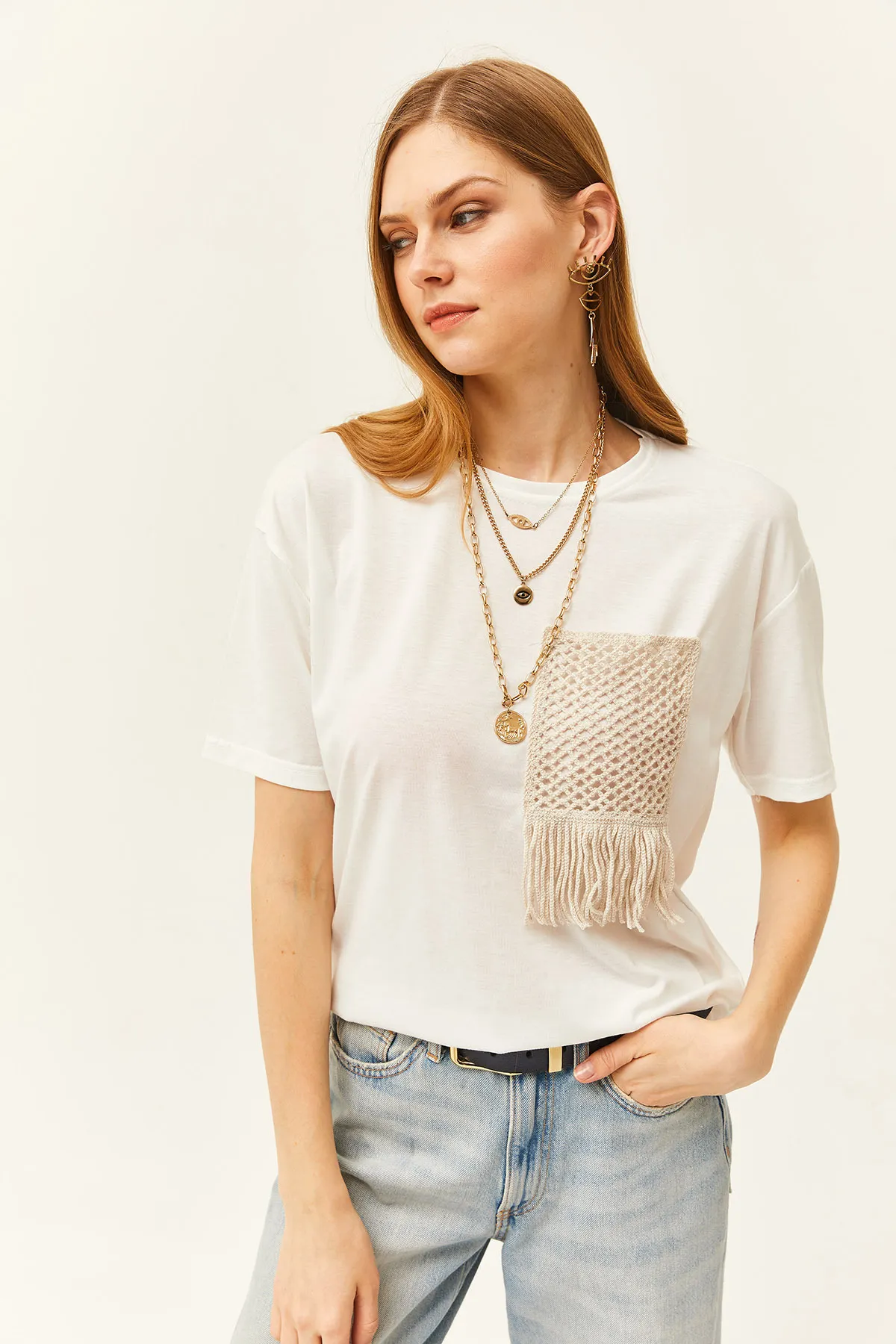 Olalook  Ecrufarbenes Garniert-T-Shirt für Damen TSH-19000768