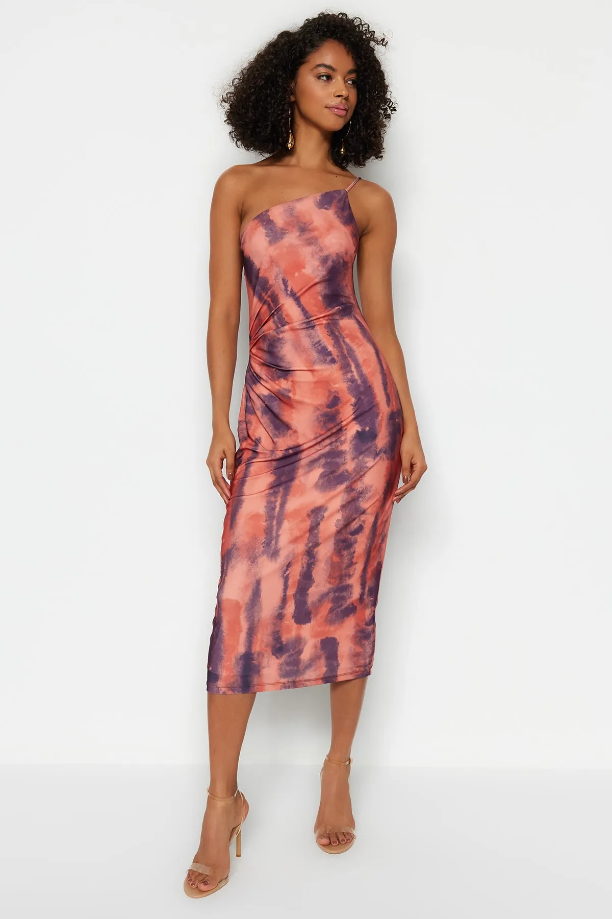 Trendyol Collection  Bedrucktes, tailliertes Midi-Bleistiftkleid aus elastischem Strick mit One-Shoulder-TwOSS23EL01577