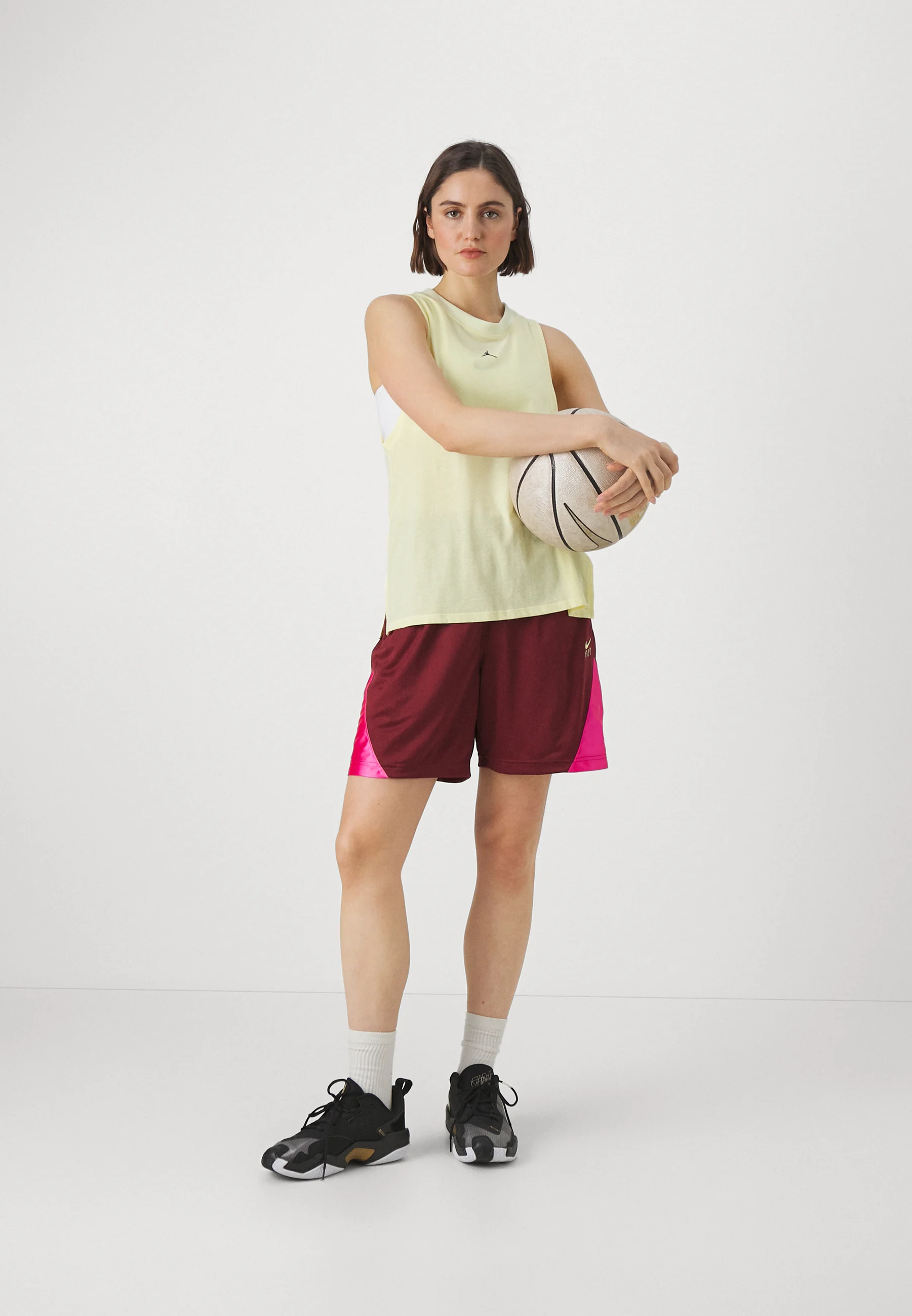 Nike Performance ISOFLY SHORT - Pantalones cortos deportivos
