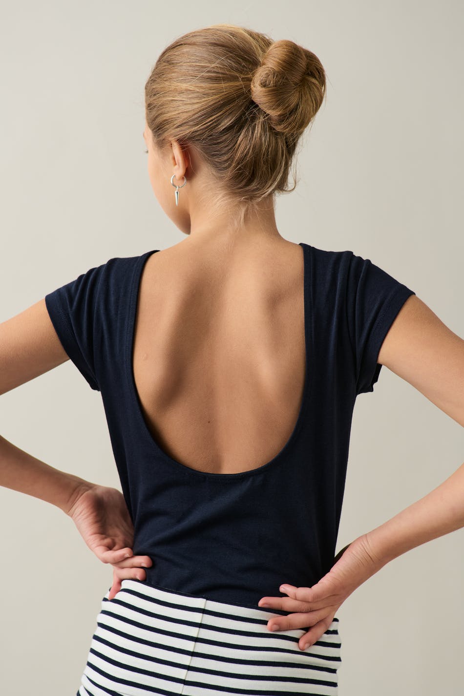 Y open back top