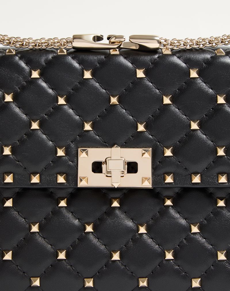 Bolsa média Rockstud Spike em couro napa.