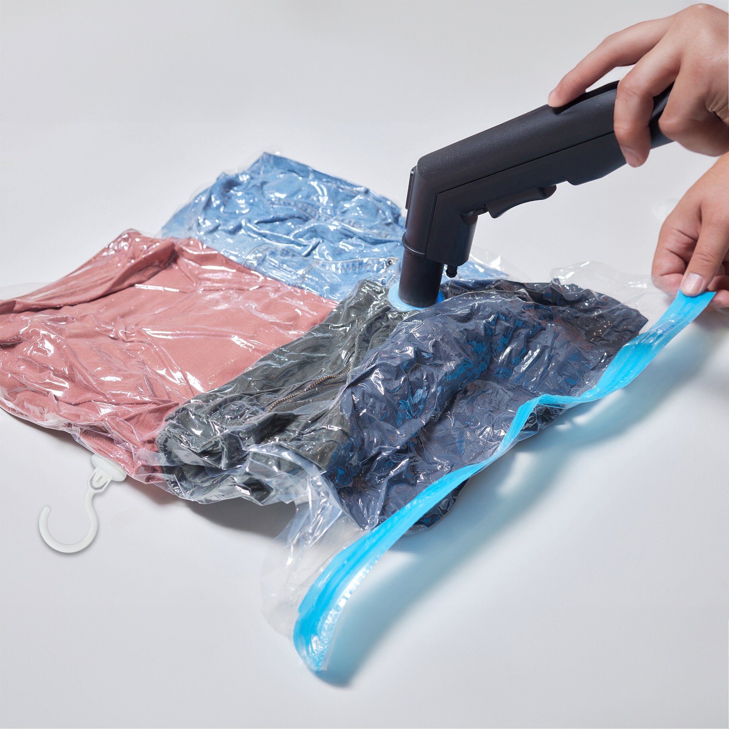 relaxdays Kleidersack Hängende Vakuumbeutel Kleidung 4er Set
