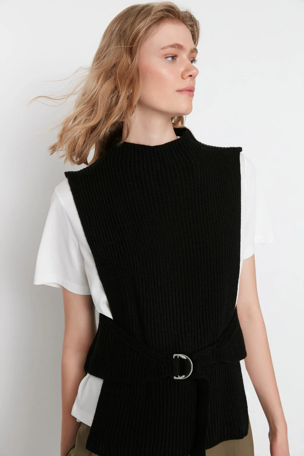 Trendyol Collection  Strickweste - Schwarz - Regular Fit