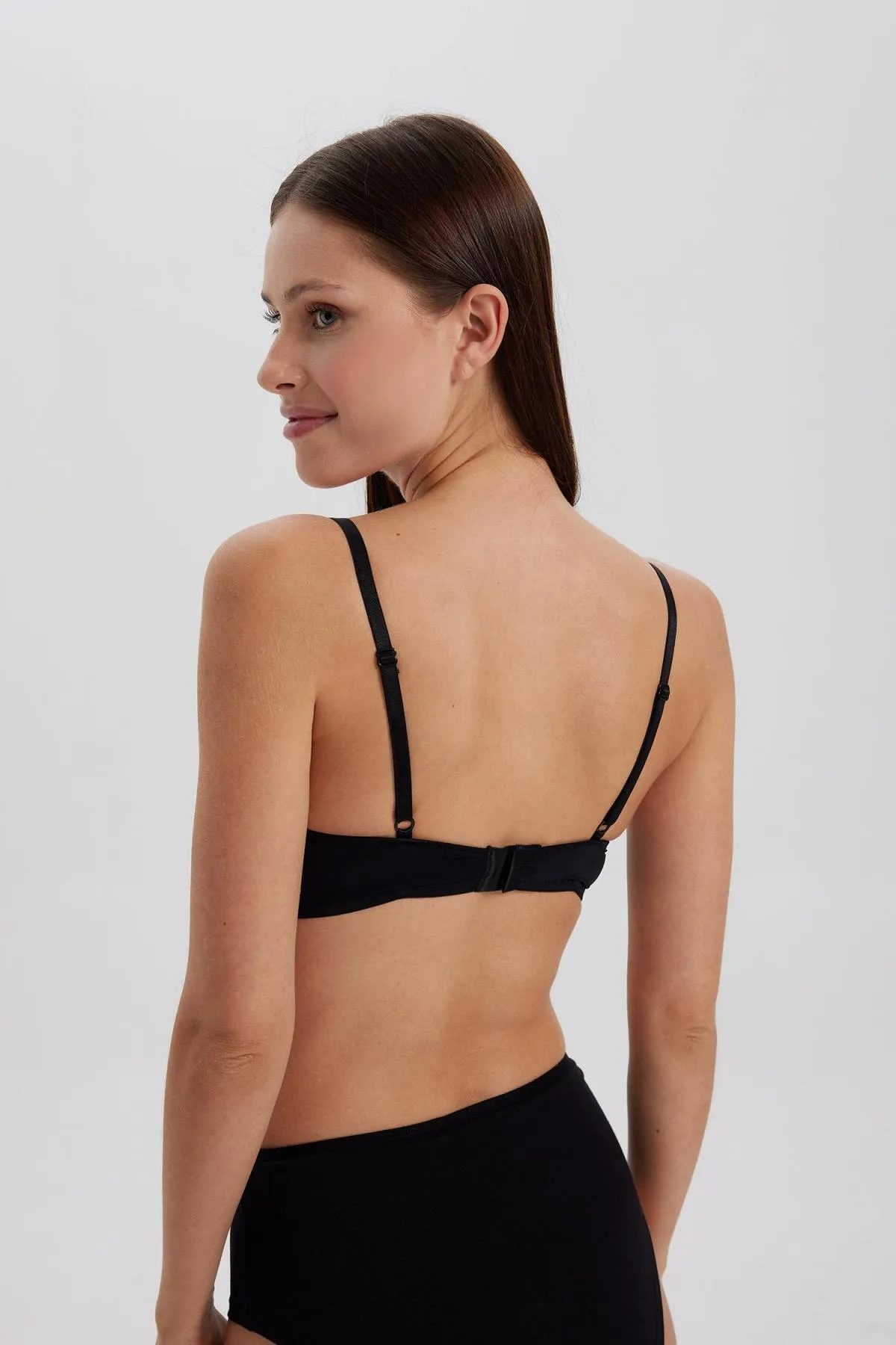 DeFacto  Extra gepolsterter Push-Up-BH „Fall in Love“.