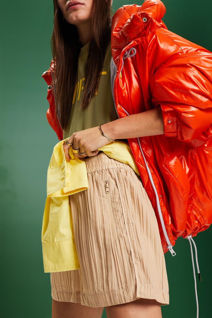 Plissierte Shorts mit hohem Bund