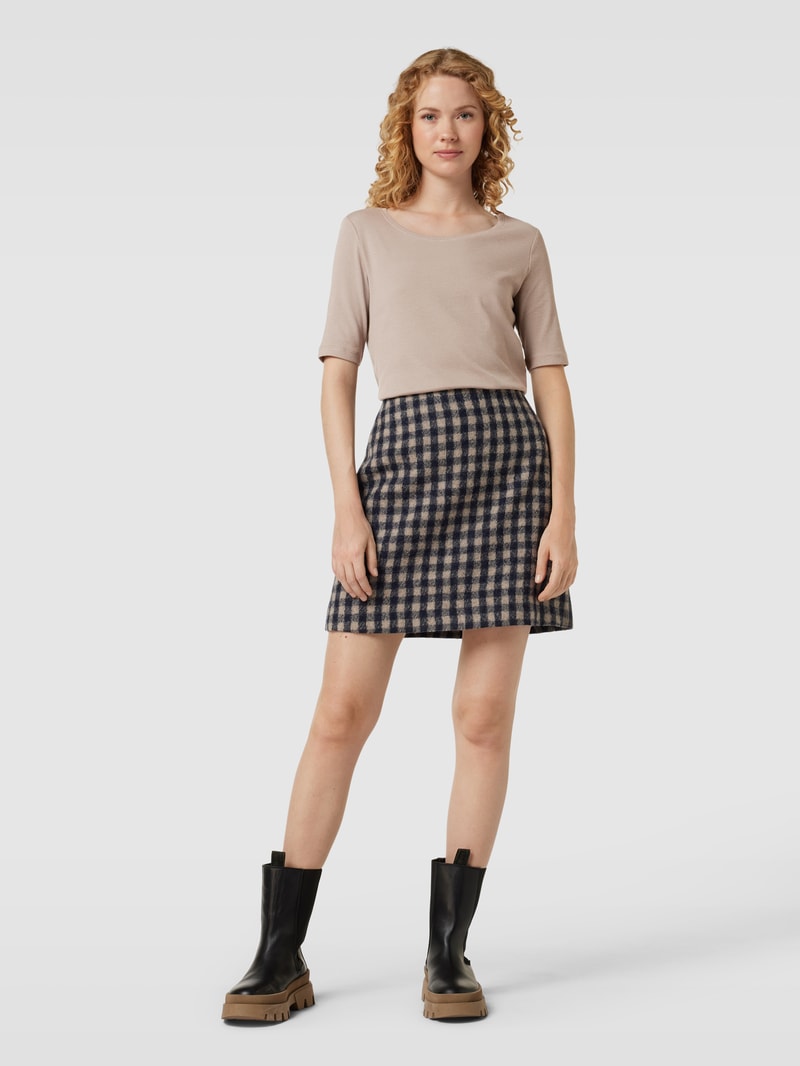 T-Shirt mit Rundhalsausschnitt Modell 'Mila' in taupe