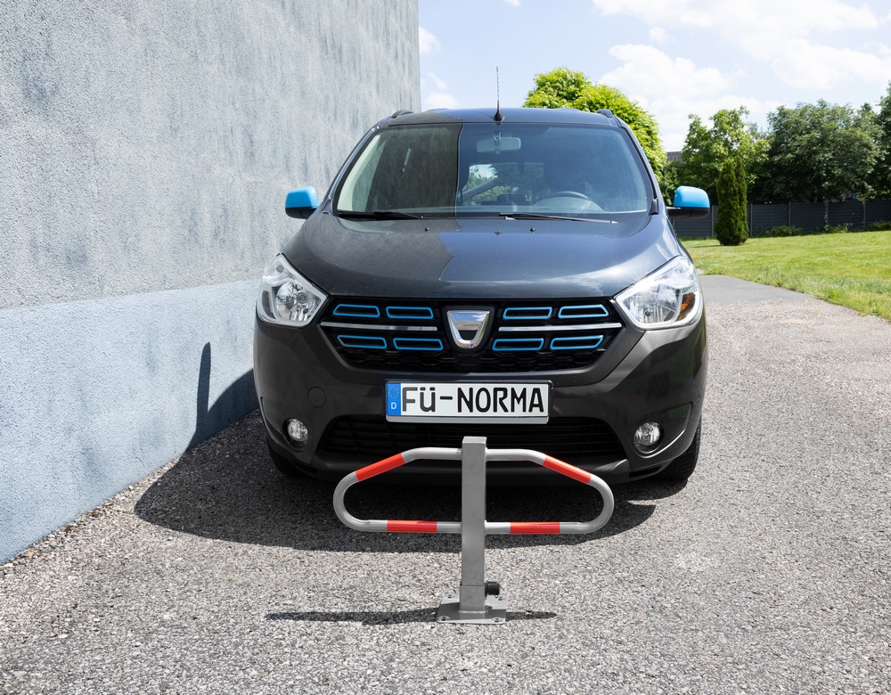 Tech Craft Parkplatzbügel Parkplatzsperre klappbar