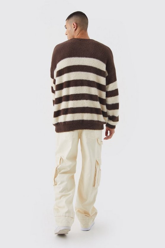 Flauschiger Oversize Pullover mit Streifen