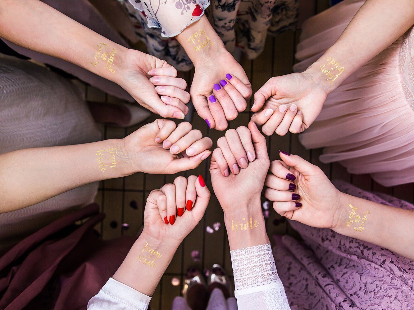 partydeco Schmuck-Tattoo, Temporäre Tattoos zum Aufkleben auf die Haut für JGA 13er Set gold