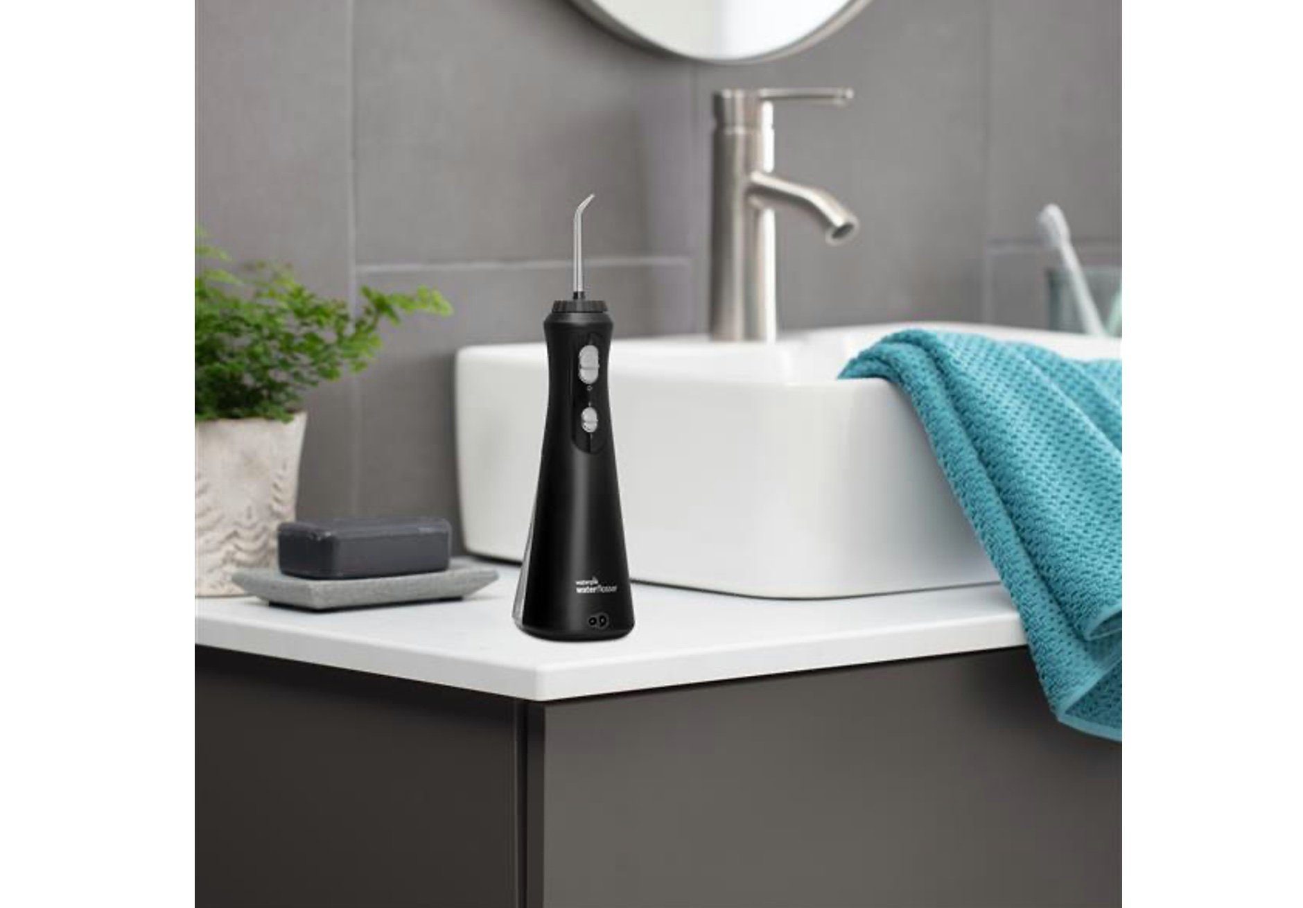 Waterpik Munddusche WP-462EU CORDLESS PLUS BLACK Schwarz, Aufsätze: 4 St., Kabellose mobile Munddusche für eine perfekte Zahnpflege