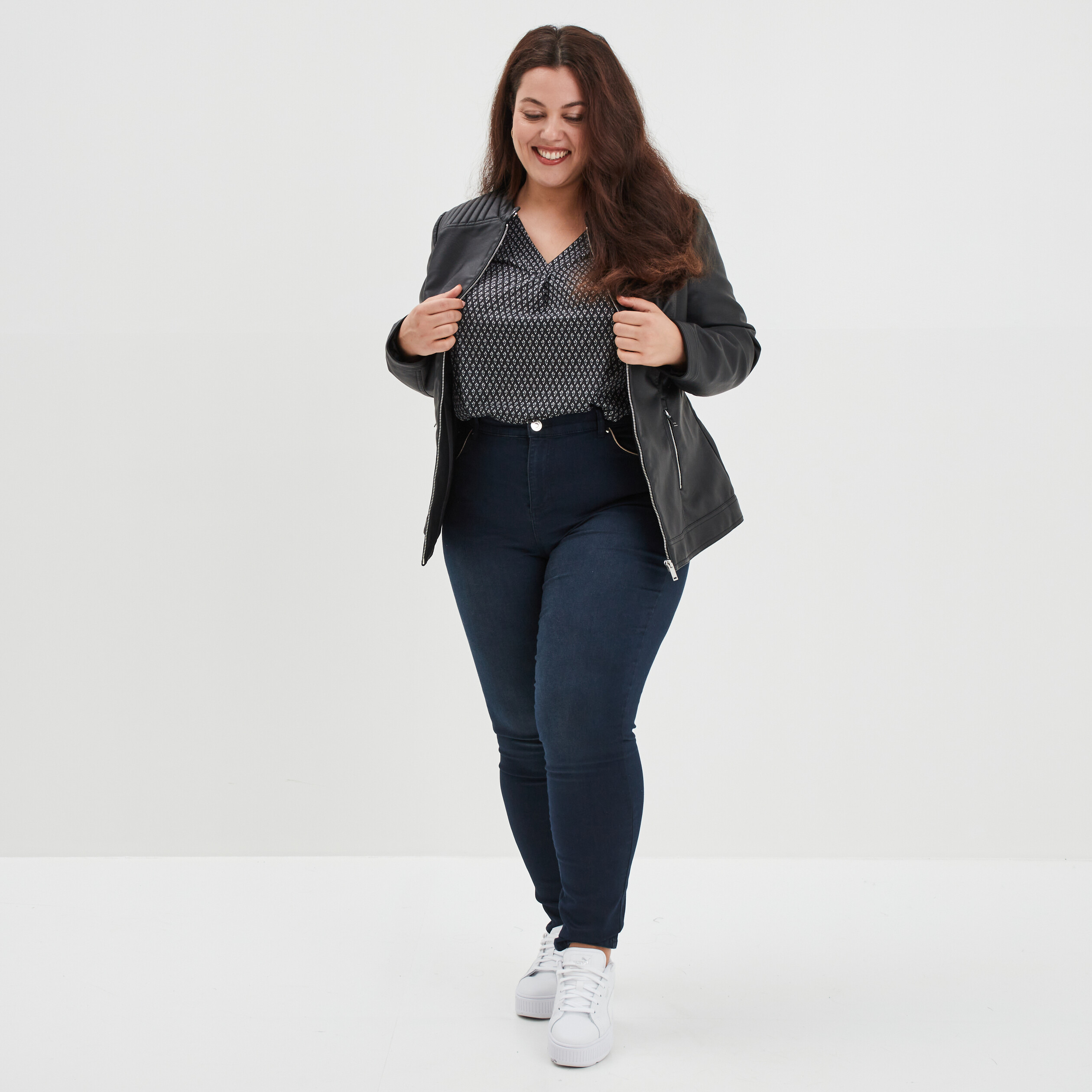 Blouse manches 3 4 épaules dentelles noir femme grande taille | La Halle