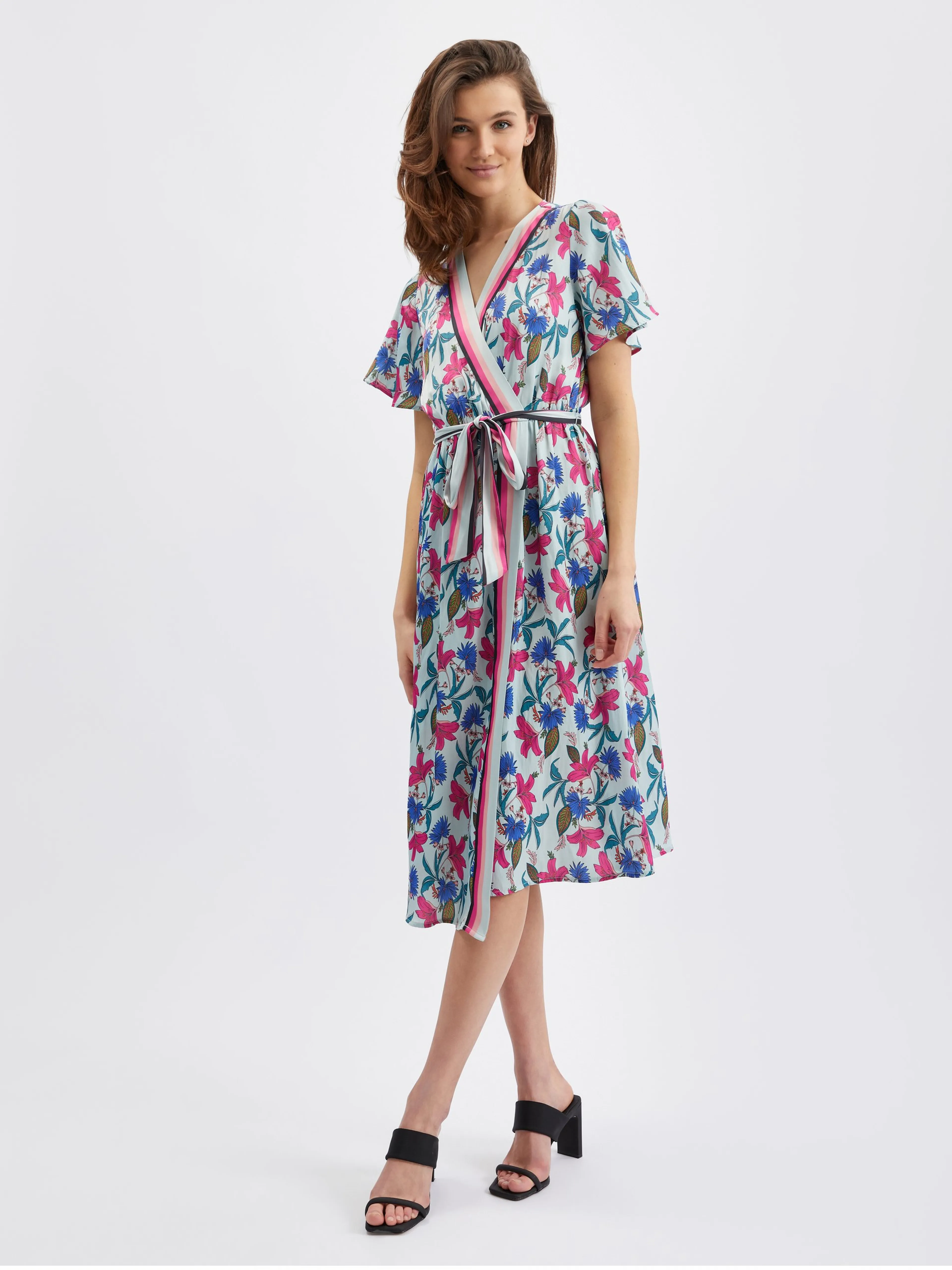 Rosa und blaues geblümtes Damenkleid ORSAY