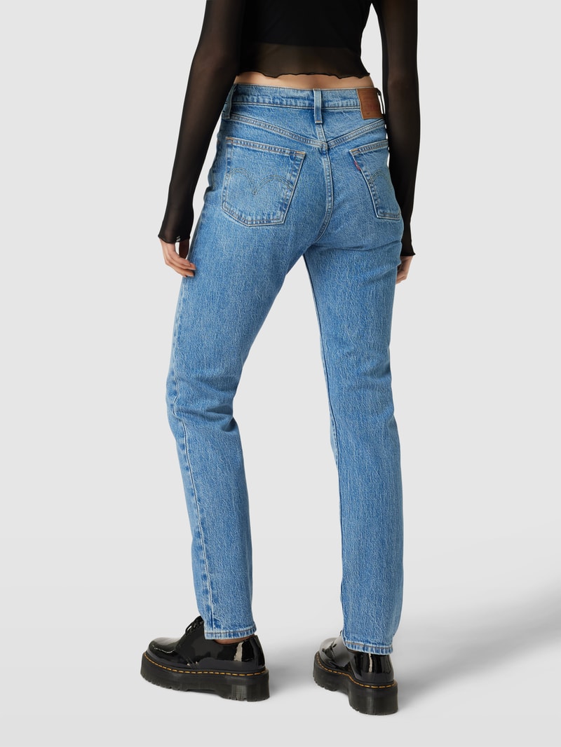 Jeans mit Label-Patch aus Leder Modell '501® JEANS FOR WOMEN' Modell 501® JEANS in hellblau