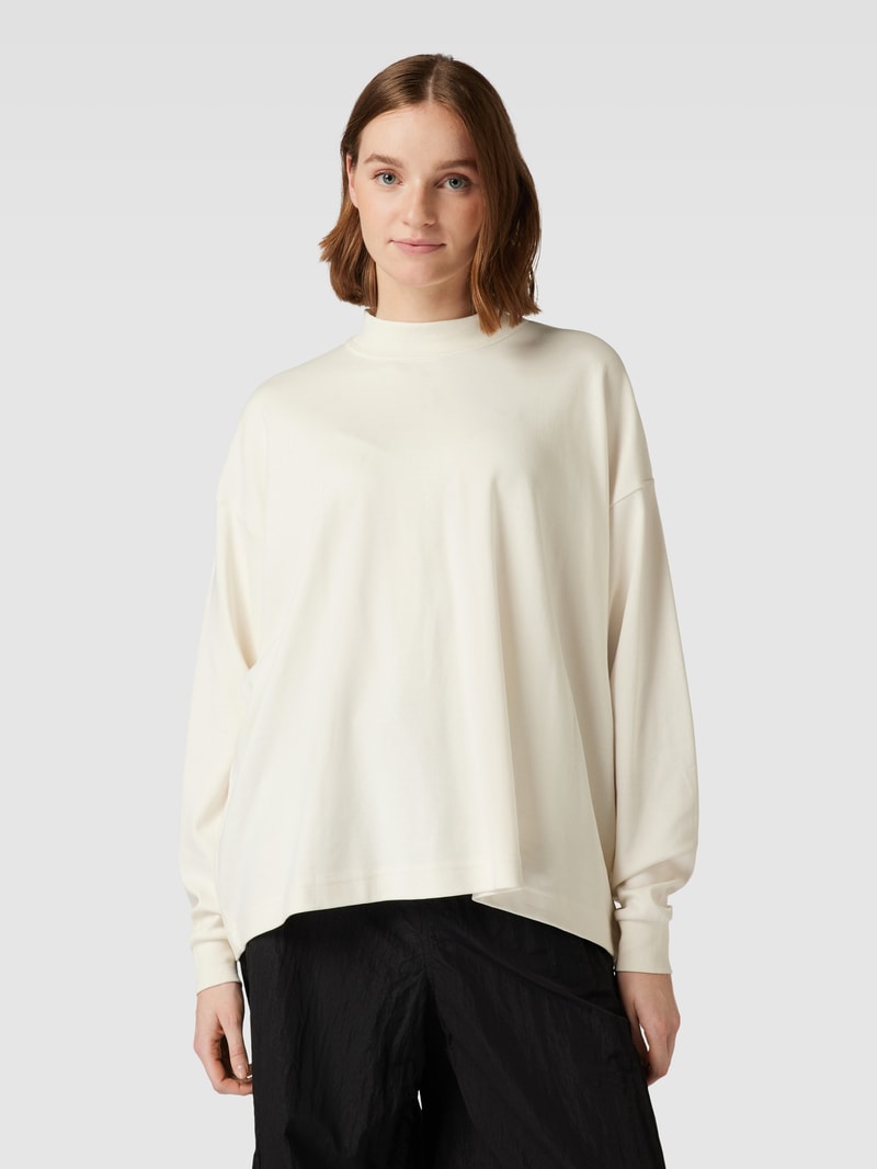 Oversized Longsleeve mit Rundhalsausschnitt in offwhite