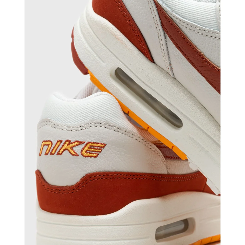 Nike Air Max 1 LX WMNS FD2370-100 / weiss
