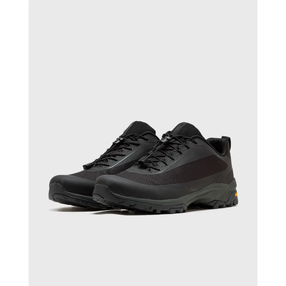 Norse Projects Laced Up Runner V02 NPF01-0008-9999 / schwarz