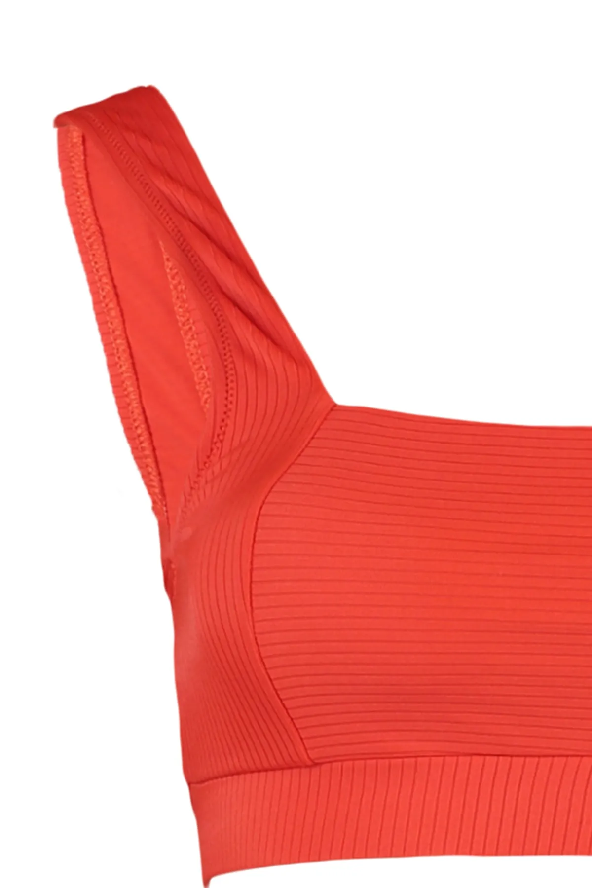 Trendyol Collection  Rotes strukturiertes Bikinioberteil TBESS21BU0146