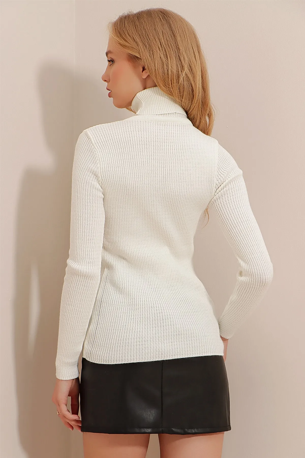 Trend Alaçatı Stili  Pullover - Ecru - Regular Fit